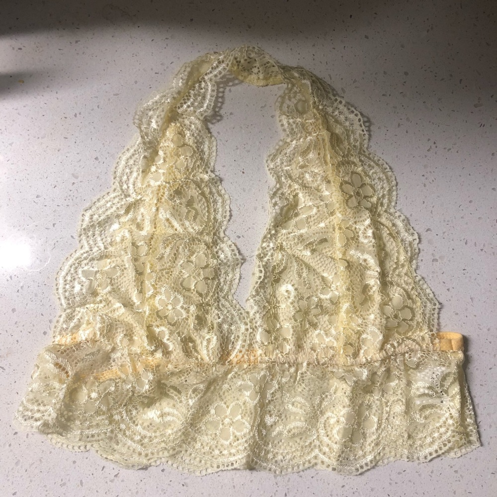 4 for $20 Beautiful Light Yellow Lace Bralette